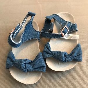 BlueJean Osh Kosh sandals Sz 3